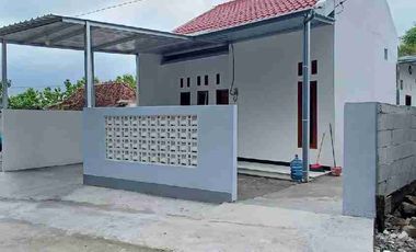 Dijual Rumah Baru Dekat Pasar Dungus Madiun