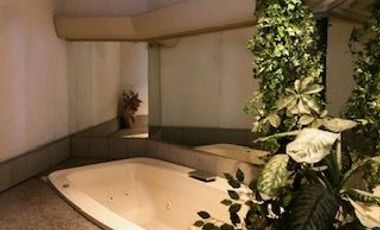 Gran oportunidad - de VENTA Amplio Departamento sector Quito Tenis