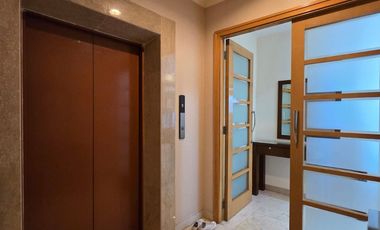 Disewakan Apartemen Senayan Residence 1BR