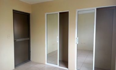 Casa de alquiler en la Urbanización Marina D'or Park, Vía a Samborondón.