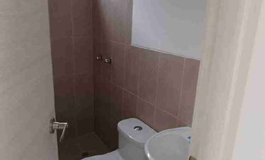 En Alquiler Casa en La Joya Etapa Aguamarina