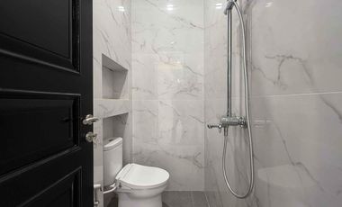 Rumah Mewah 3 Lantai di Cibubur Jakarta Timur  Hunian Eksklusif Lokasi Strategis