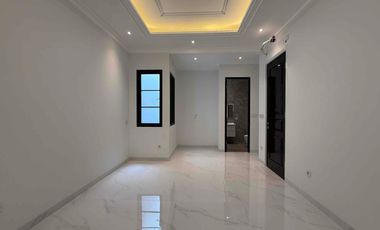 Rumah Mewah 3 Lantai di Cibubur Jakarta Timur  Hunian Eksklusif Lokasi Strategis