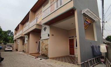 Rumah 2 Lantai Kualitas Bahan Terjamin Terbilang Murah Sawangan Depok