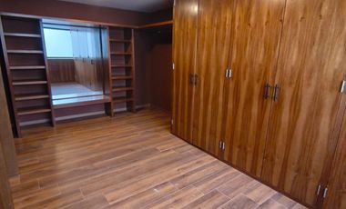 VENTA DE ESPECTACULAR CASA TOTALMENTE REMODELADA EN CIUDAD SATELITE