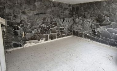 VENTA DE ESPECTACULAR CASA TOTALMENTE REMODELADA EN CIUDAD SATELITE