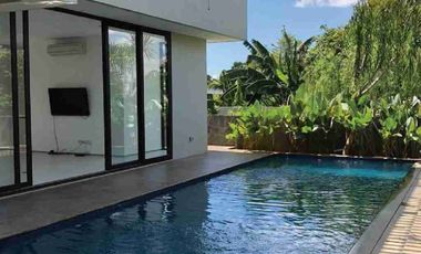 dijual / disewakan rumah cluster mewah kemang swimming pool