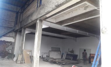 Gudang dan Toko SHM siap huni bagus strategis di Jl Gadobangkong, Cimareme