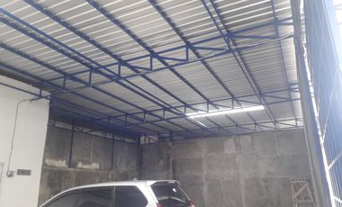 Gudang dan Toko SHM siap huni bagus strategis di Jl Gadobangkong, Cimareme