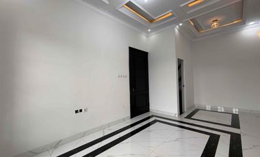 Rumah Klasik Modern 2 Lantai di Jagakarsa  Akses Strategis Dekat Tol Cilandak & TB Simatupang