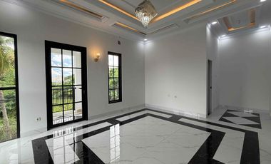 Rumah Klasik Modern 2 Lantai di Jagakarsa  Akses Strategis Dekat Tol Cilandak & TB Simatupang