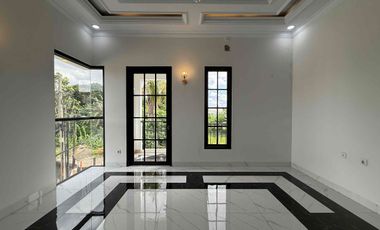 Rumah Klasik Modern 2 Lantai di Jagakarsa  Akses Strategis Dekat Tol Cilandak & TB Simatupang