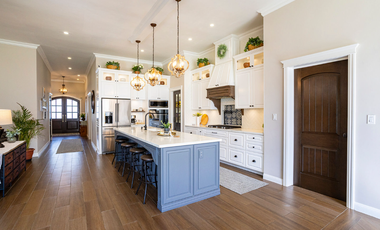 Casa Residencial Completamente Amueblada de Lujo en Privada Residencial al Norte de Merida, Yuc.