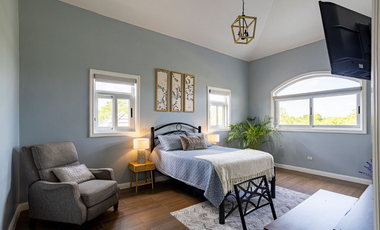 Casa Residencial Completamente Amueblada de Lujo en Privada Residencial al Norte de Merida, Yuc.