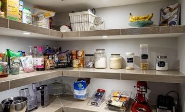 Casa Residencial Completamente Amueblada de Lujo en Privada Residencial al Norte de Merida, Yuc.