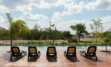 Casa Residencial Completamente Amueblada de Lujo en Privada Residencial al Norte de Merida, Yuc.