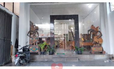 Ruko 2 Lantai Disewa di Kemang Timur Raya, Jakarta Selatan