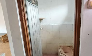 DISEWAKAN RUMAH BARU RENOVASI ATAP & CAT ULANG DI KOMPLEK MARGAHAYU RAYA KOTA BANDUNG