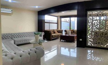 En Alquiler Casa Urbanización Las Condes - sector UEES