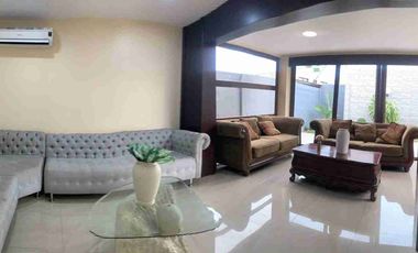 En Alquiler Casa Urbanización Las Condes - sector UEES