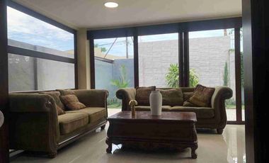 En Alquiler Casa Urbanización Las Condes - sector UEES