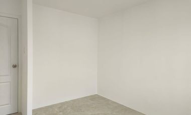 Casa de alquiler en Urbanización Casa Laguna, avenida León Febres Cordero.