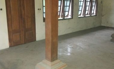 Rumah Art Bali Area Kemang | Disewakan / Dijual | Cocok Hunian & Kantor