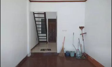 House for Rent in Pogung Area. This Location is Close to UGM and UNY