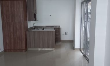 Alquilo departamento en Kennedy Norte, piscina incl.