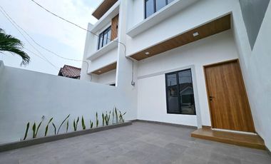 DIjual Rumah Modern Minimalis Semi-Furnished Harapan Indah