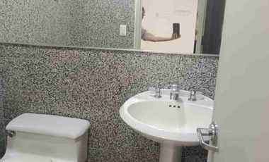 Torre Hilton Colon Guayaquil,  venta suite amoblada con parqieo