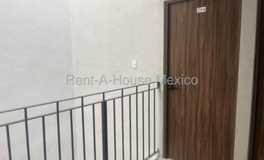 Villas del Refugio. RENTA - Departamento de 2 recámaras con amenidades