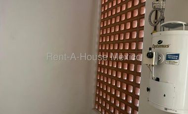 Villas del Refugio. RENTA - Departamento de 2 recámaras con amenidades