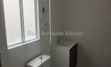 Villas del Refugio. RENTA - Departamento de 2 recámaras con amenidades