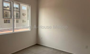 Villas del Refugio. RENTA - Departamento de 2 recámaras con amenidades