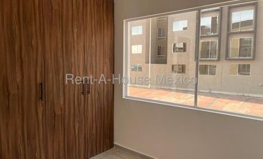 Villas del Refugio. RENTA - Departamento de 2 recámaras con amenidades