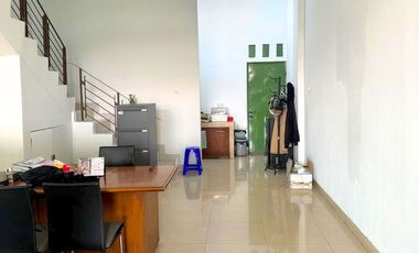 DIJUAL MURAH !!! RUKO BOULEVARD BSD HADAP JALAN RAYA COCOK UNTUK TEMPAT USAHA DI BSD CITY