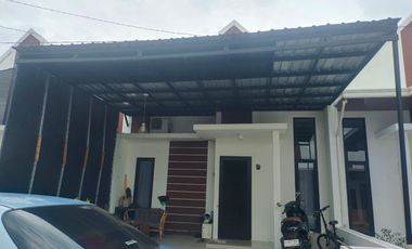 DIJUAL RUMAH SELANGKAH MERR FULL FURNISHED ISTIMEWA