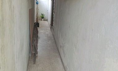 Rumah Hitung Tanah Pinggir Jalan Raya di Kebayoran Lama Jakarta