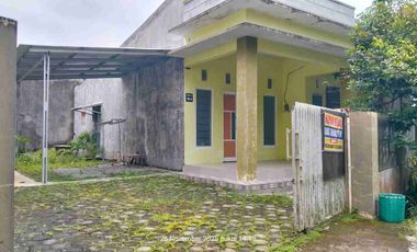 dijual via lelang rumah aset macet perum tegal besar kaliwates jember