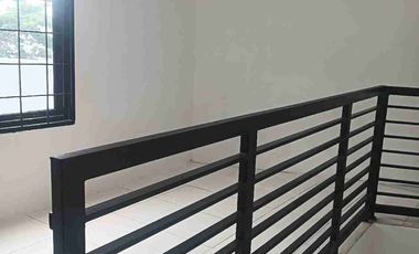 DISEWAKAN RUKO BARU LUAT TANAH 115 m2 LOKASI STRATEGIS