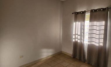 VILAGO RESIDENCIAL CASA EN RENTA AMUEBLADA