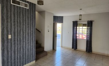 VILAGO RESIDENCIAL CASA EN RENTA AMUEBLADA