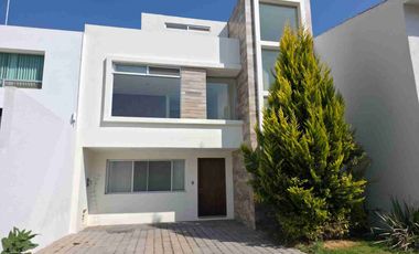 Casa en Venta en Lomas 2, Parque Santo  Domingo