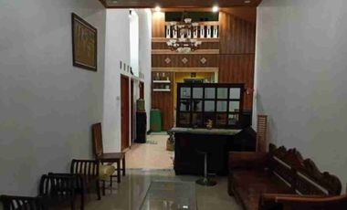 Disewa rumah furnish bisa untuk Usaha Duren Sawit Jakarta timur