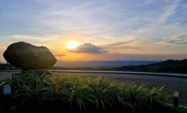 PRESTIGOUS HOUSE AND LOT WITH SCENIC VIEW FOR SALE LOCATED IN THE PERCH HIGHLAND PARK,  ANTIPOLO CITY