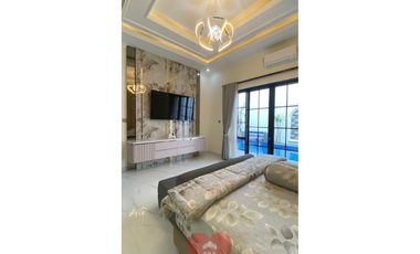 Rumah Mewah Ada Lift dan Kolam Renang di Pondok Indah, Jakarta Selatan