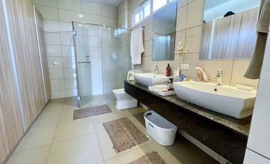 Grab It Now! Exclusive 2-Storey Luxury House with 4BR in Verdana Homes