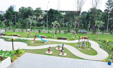 Sewa nyaman untuk jangka panjang! Studio furnished Green Pramuka Mall, fasilitas lengkap, dan lingkungan nyaman