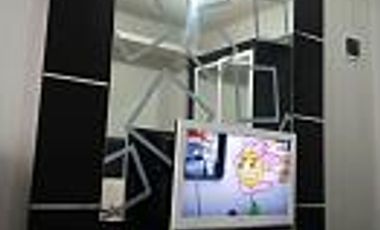 Sewa nyaman untuk jangka panjang! Studio furnished Green Pramuka Mall, fasilitas lengkap, dan lingkungan nyaman